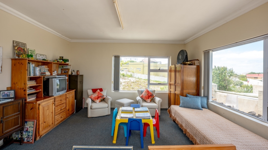 3 Bedroom Property for Sale in Struisbaai Western Cape